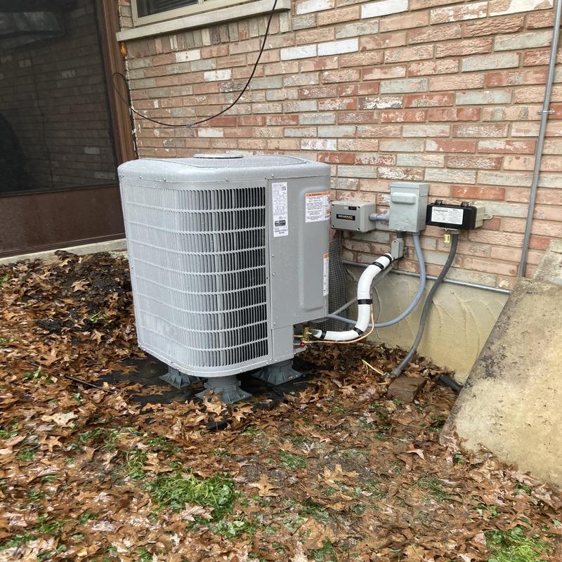 Residential Heat Pump unit in Cincinnati, Ohio